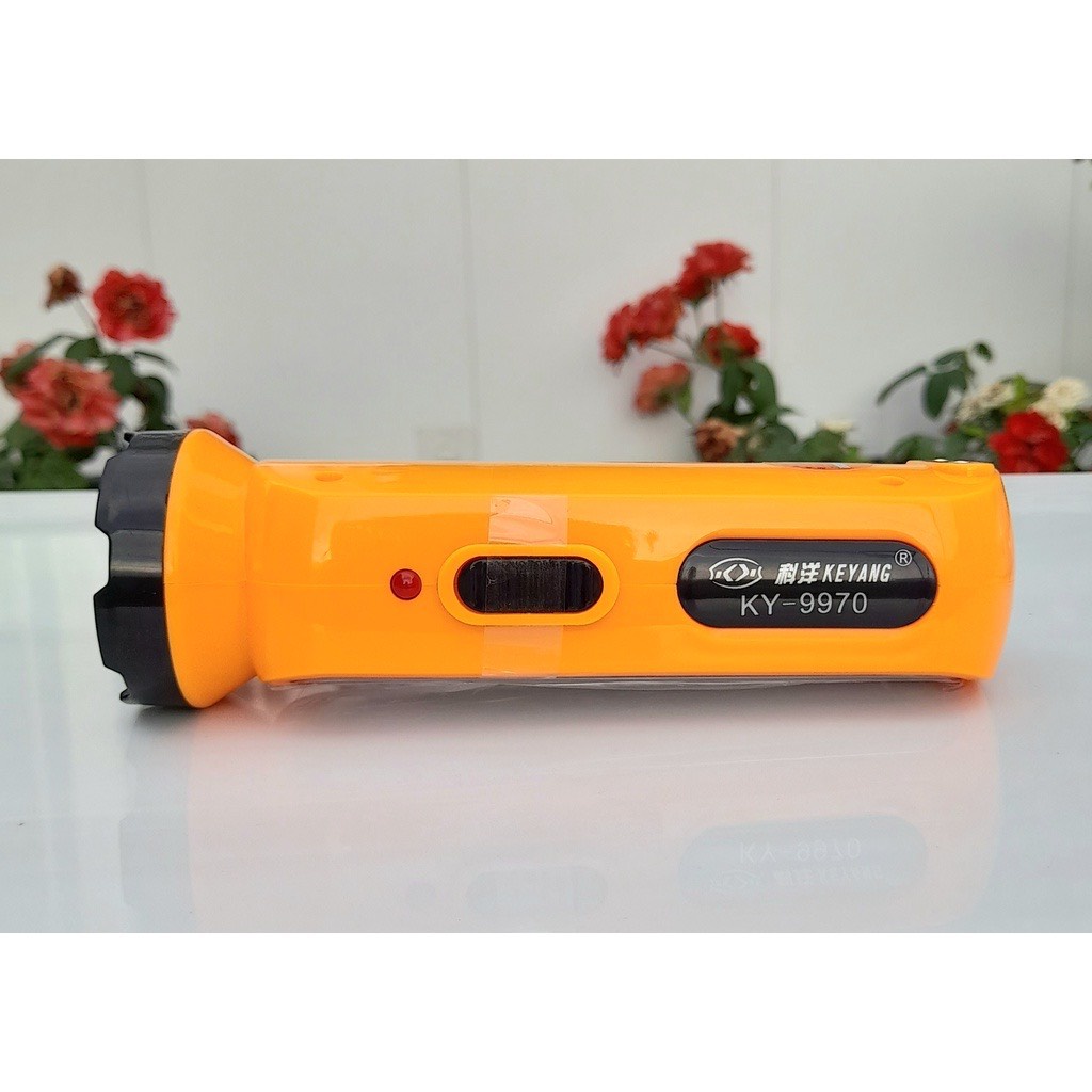 [FREESHIP] Đèn Pin Siêu Sáng 2 Chế Độ KY- 9970 Với Thiết Kế Nhỏ Gọn Có Thể Dùng Pin Sạc Tiện Lợi.