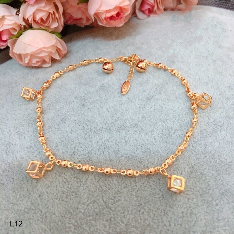 Lắc mạ vàng charm khối vuông bền màu Kami L3K0