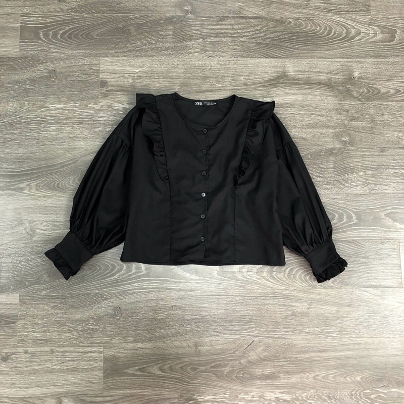 BEUCLOSET - Áo viền bèo tay dài xinh xắn xuất xịn