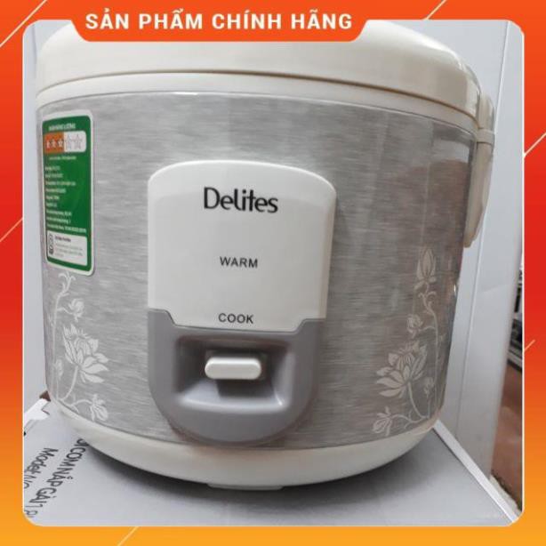 Nồi cơm điện Delites 1.8 lít NCG1805 hàng trưng bày tại điện máy xanh