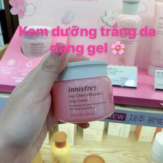 Kem dưỡng trắng nâng tone da innisfree jeju cherry blossom tone_up cream