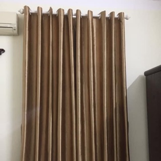 Rèm may sẵn rộng 2m cao 2m65 chất vải dầy dặn cản nắng tốt.