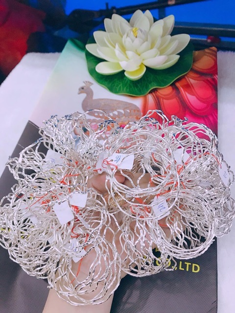 Vòng tuần bạc cho bé