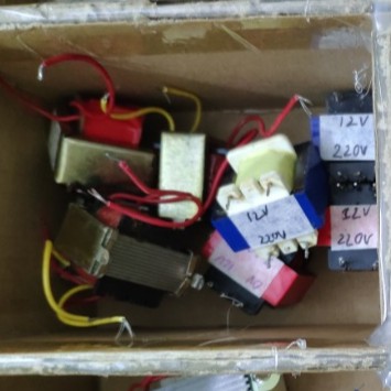 Biến áp ra 12V 24V vào 220V loại nhỏ giá rẻ | BigBuy360 - bigbuy360.vn
