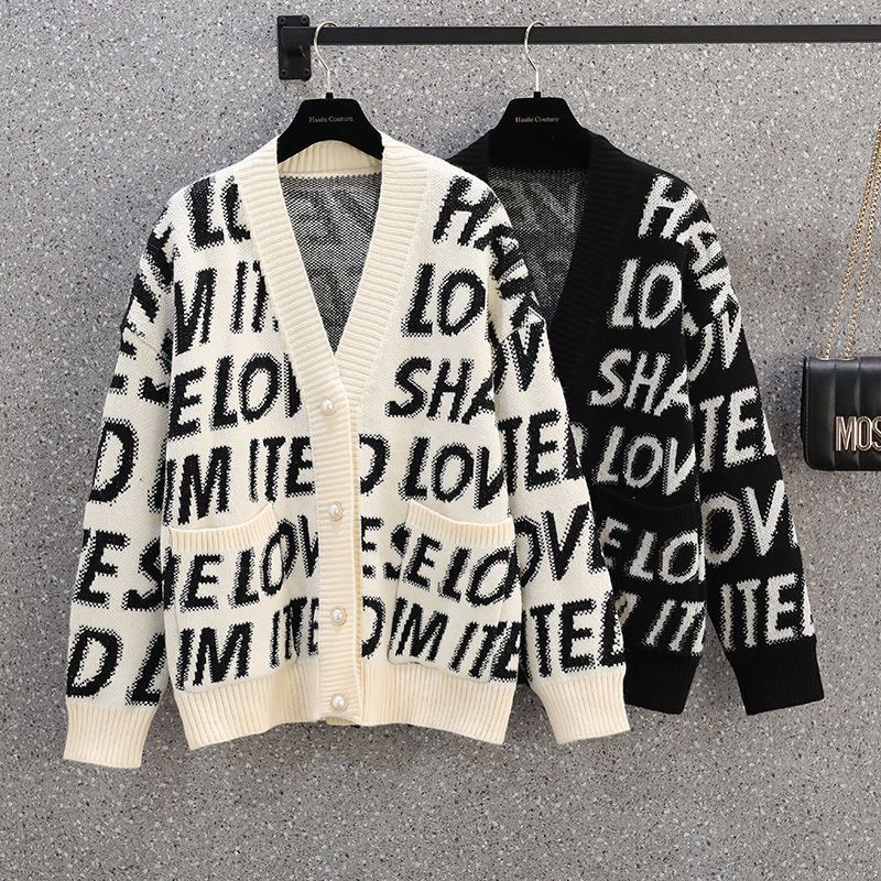 Áo Khoác Len Chữ Cardigan Cổ Tim Có Hàng Khuy Tay Dài | Bé Tiu Clothing