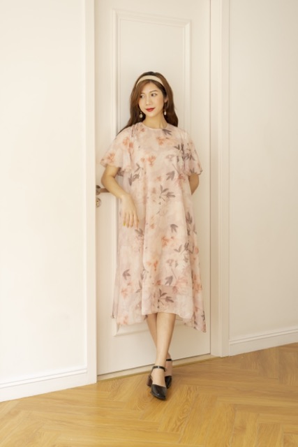 [Mã FATHANG5 giảm 10K đơn 50K] Đầm tơ hoa dáng chữ A | BigBuy360 - bigbuy360.vn