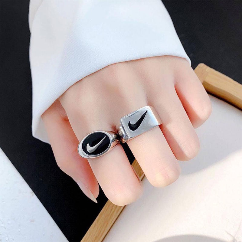 Nhẫn Đeo Tay Kiểu Dáng Thể Thao Phong Cách Đường Phố Trẻ Trung