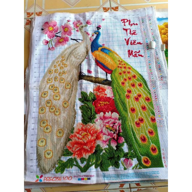 Tranh thêu phu thê