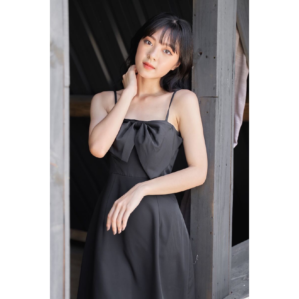 Nari dress_Váy 2 dây nơ ngực siêu xinh | BigBuy360 - bigbuy360.vn