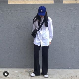 SƠ MI TRẮNG FROM OVERSIZE NÈ !