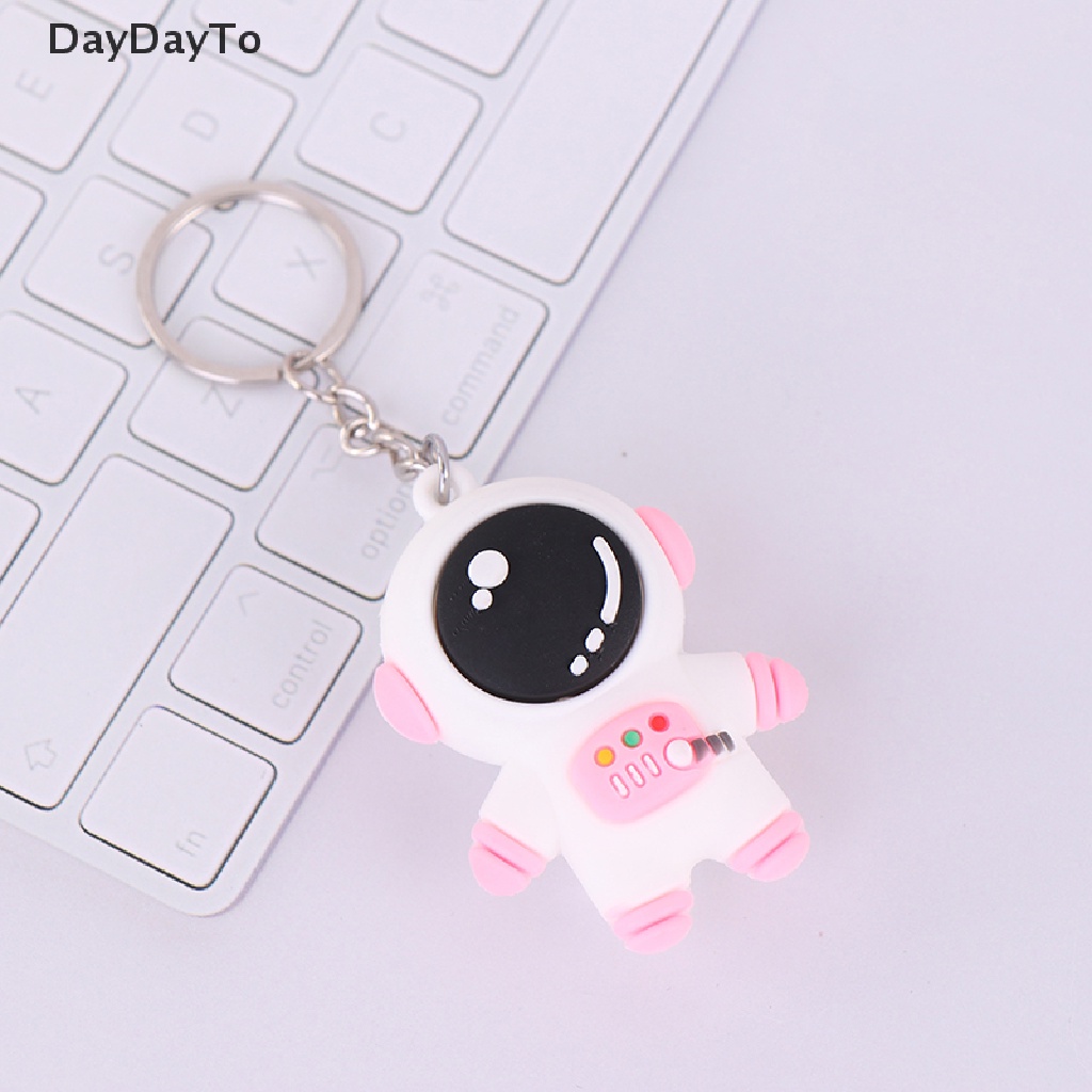 Móc Khóa Kim Loại Hình Phi Hành Gia / Tàu Không Gian / Vũ Trụ Dễ Thương