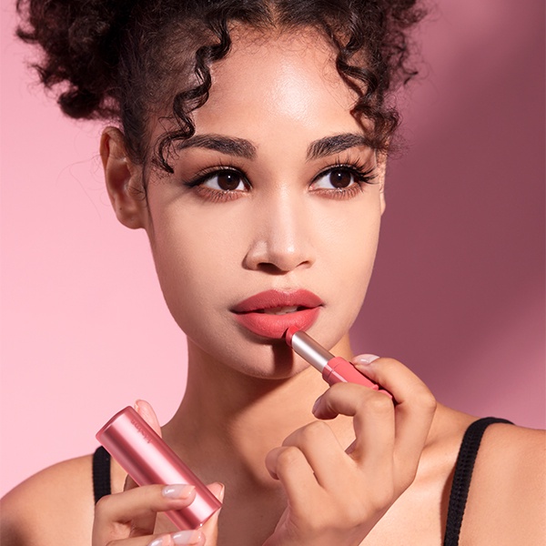 Son thỏi lì mịn mượt Fixing Tint Bar ETUDE 5 màu 3.2G
