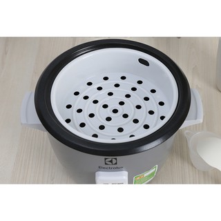 Nồi cơm điện 1.8L Electrolux ERC1800