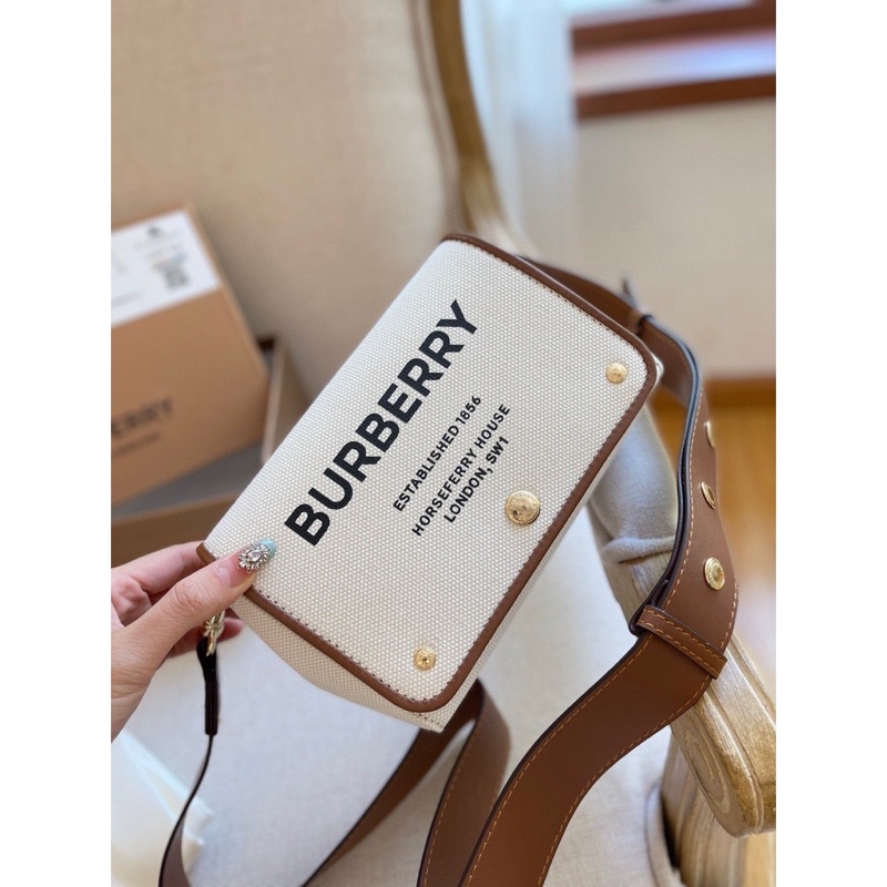 Túi đeo chéo BURBERRY cao cấp 2022