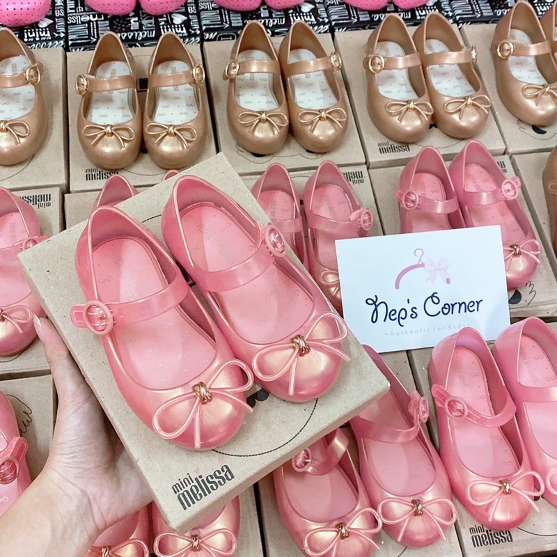 Giầy Melissa nơ quốc dân