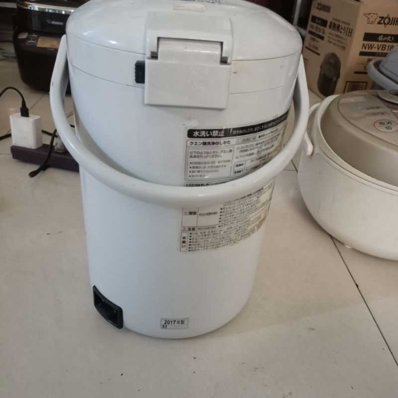 BÌNH THỦY ĐIỆN ZUJIRUSHI 5L ĐỜI 2017