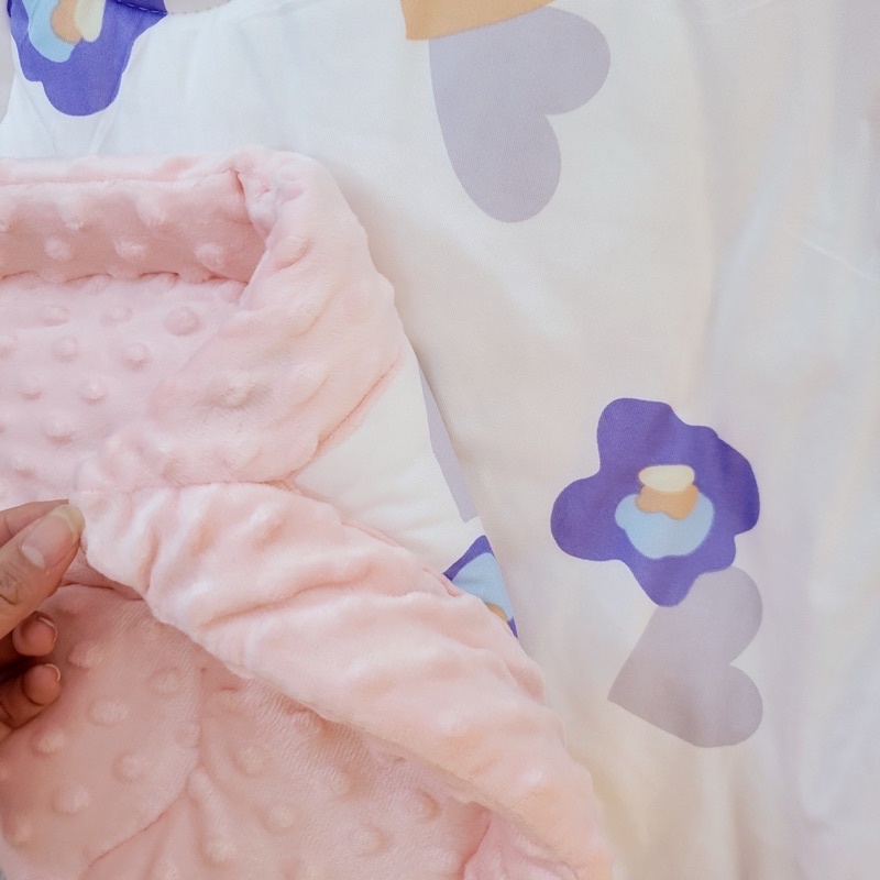 Chăn siêu nhẹ đắp mùa đông vải nhung 3D Đậu Đậu trần bông cao cấp mềm mại thoáng khí an toàn cho bé trai gái 110x140cm