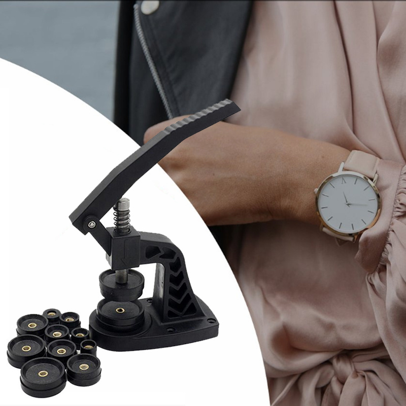 Máy Đóng Nắp Lưng Đồng Hồ Đeo Tay Chuyên Nghiệp Với 12 Mẫu Khuôn