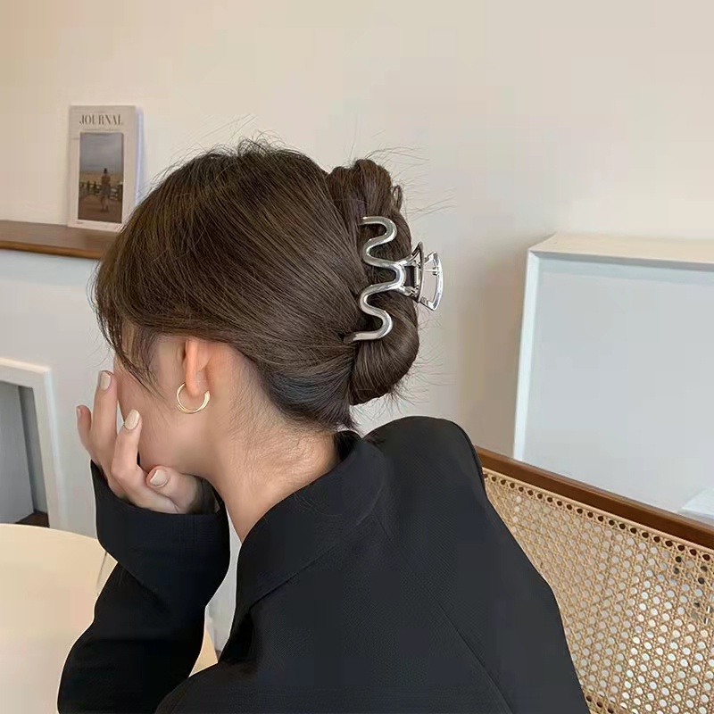 Kẹp Tóc Lượn Sóng Bằng Kim Loại Cỡ Lớn Thời Trang Hàn Quốc