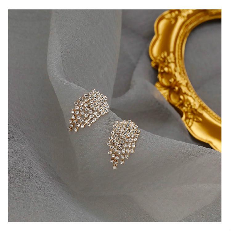 Đôi Bông Tai Dát Đá Thời Trang Cho Nữ