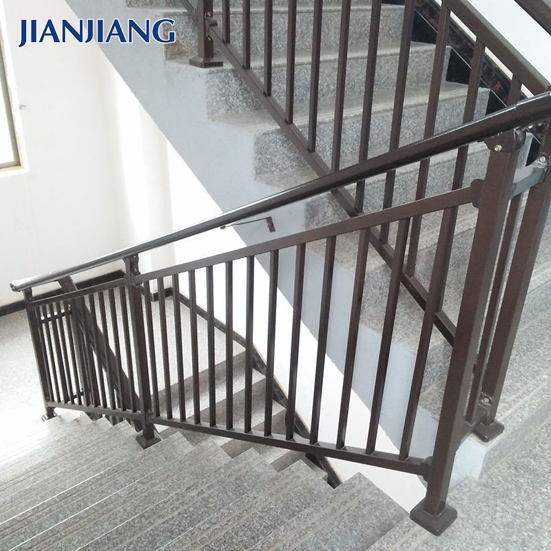 Hàng rào ban công cầu thang lan can nhôm ngoài trời lan can sắt đặt làm cho gác xép tại Nhà hàng rào