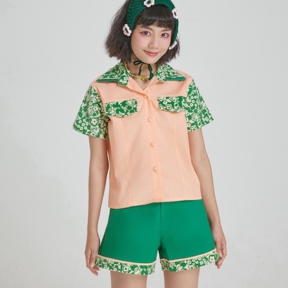 Gimme A Hug - Áo sơ mi Vui vẻ