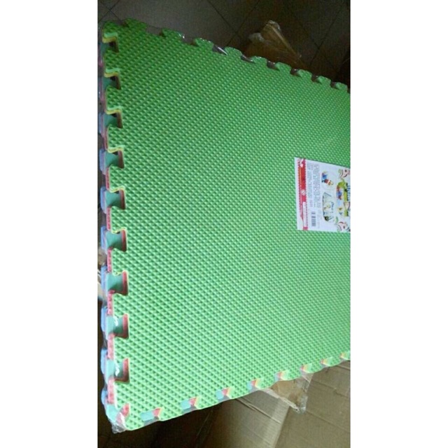 Thảm xốp màu 60x60 ( 1 bịch : 6 miếng) nhiều màu sắc