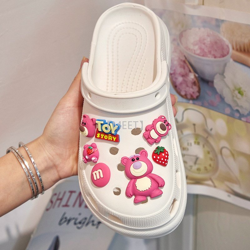 [MEET] Phụ Kiện Khóa Cài Giày Crocs DIY Hình Gấu Dâu Tây Hoạt Hình Trang Trí Hoa