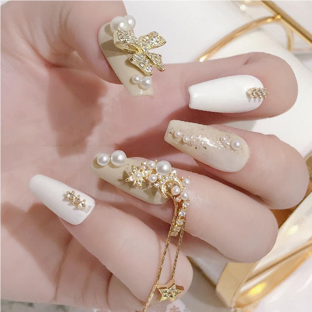 Móng Tay 3D BERNARDO|Phụ Kiện Trang Trí Móng Tay Hình Cánh Bướm / Hoa Đính Đá Lấp Lánh Sang Trọng