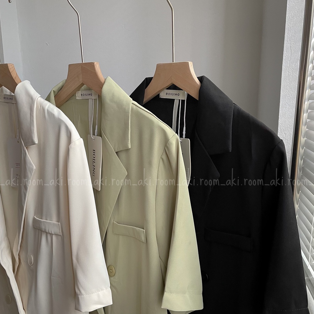 Áo blazer cộc tay một lớp bốn khuy form rộng không túi 2211