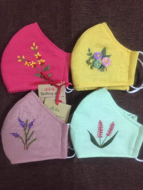 Khẩu trang thêu handmade | BigBuy360 - bigbuy360.vn