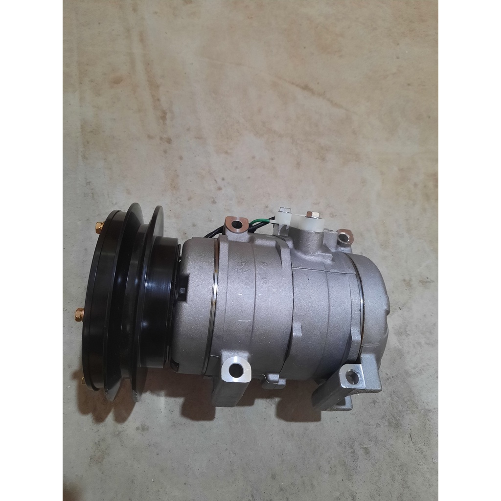 Lốc điều hòa MX806 lắp Máy Xúc Komatsu PC200 (thân lốc 17)