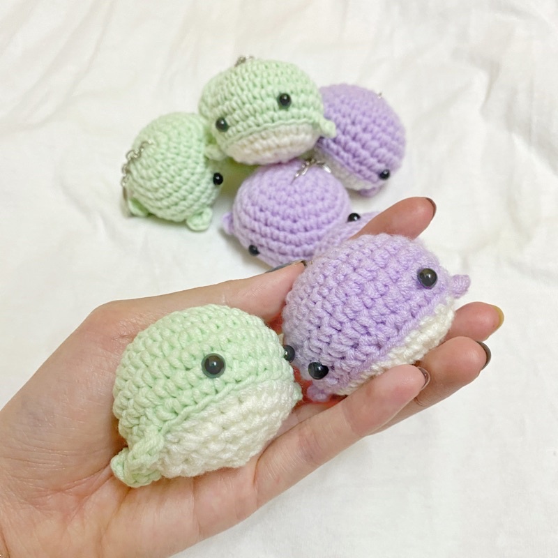 Móc khoá len Cá Heo handmade nhiều màu