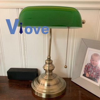 Chụp đèn thủy tinh xanh lá  cho ngân hàng