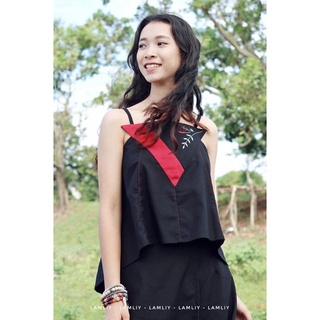 Áo 2 dây cổ yếm tam giác thêu tay linen