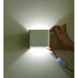 Đèn Hắt Tường - Led Sáng 2 Đầu