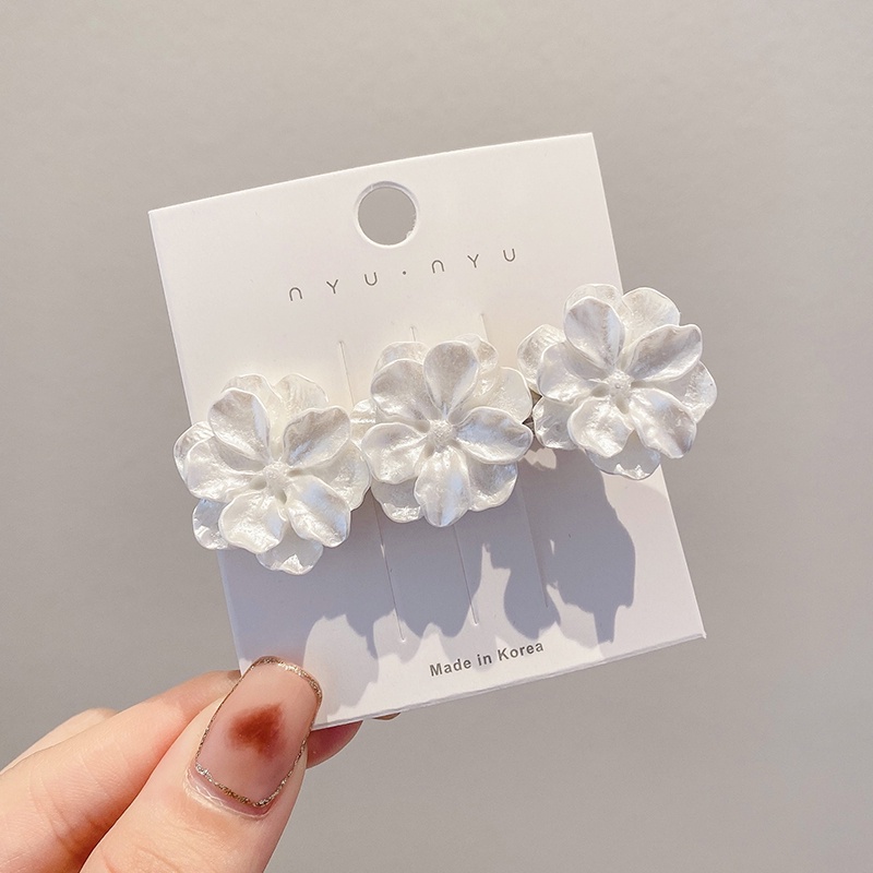 Kẹp Tóc Hình Hoa Trà Trắng Thanh Lịch Cho Nữ