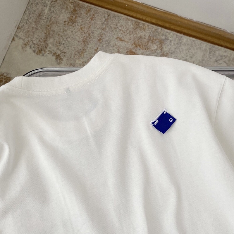 Áo thun Ader loang màu