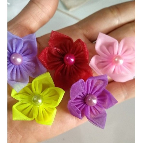 10-50 hoa vải voan nhụy đính ngọc 4.5cm màu Ngẫu Nhiên
