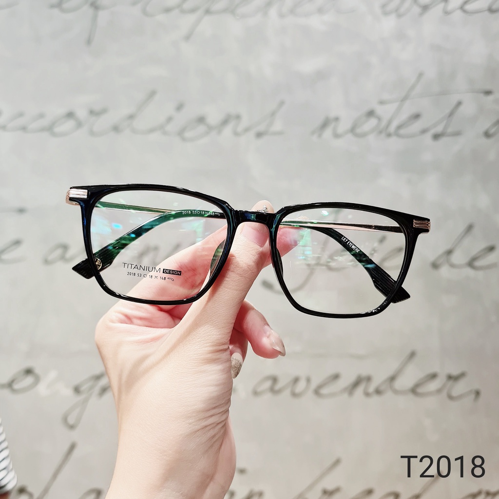 Gọng kính mắt vuông nam nữ LILYEYEWEAR chất liệu TITANIUM cứng cáp thanh nhẹ dễ đeo t2018