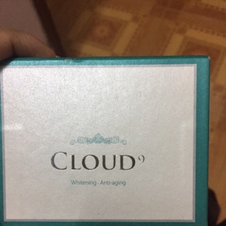 Kem dưỡng da cluod x