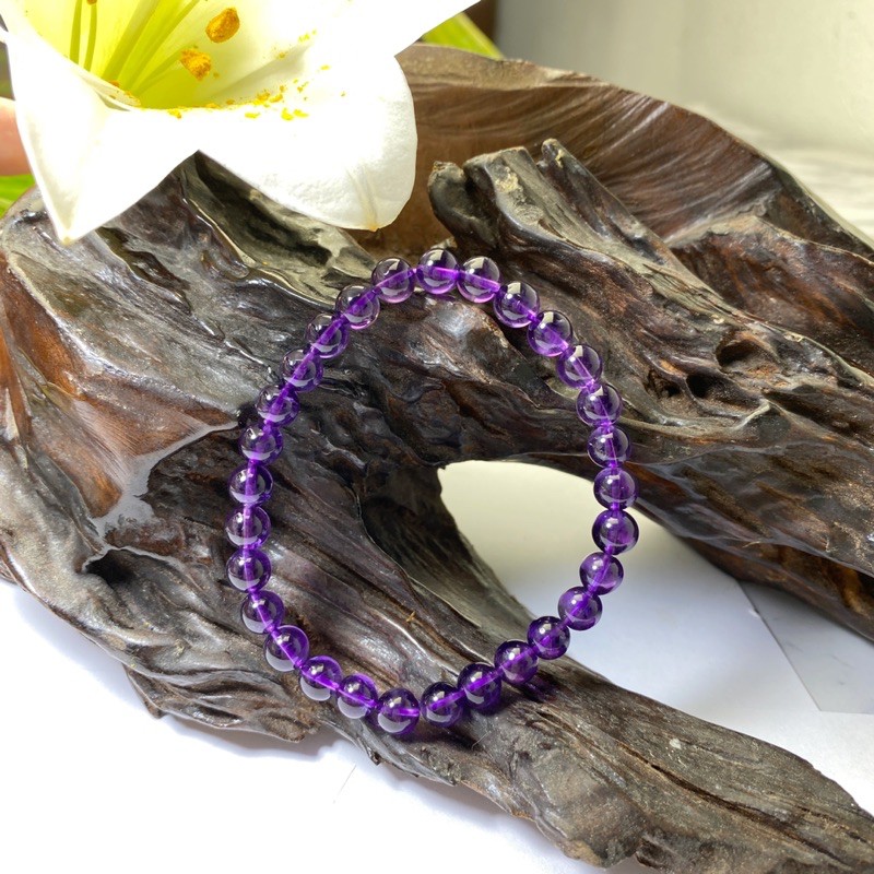 Vòng tay phong thủy thạch anh Tím 6 li - KAIA