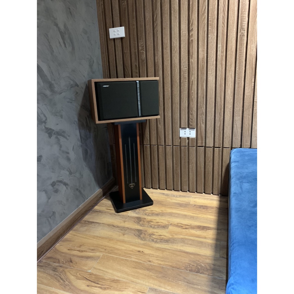 Chân loa karaoke Venza BM 65