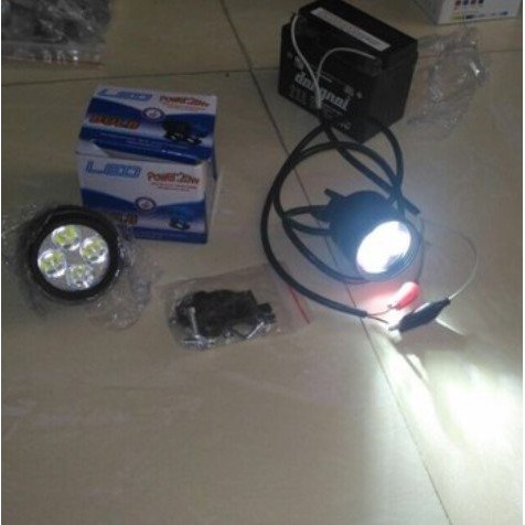 Đèn trợ sáng 4L xanh