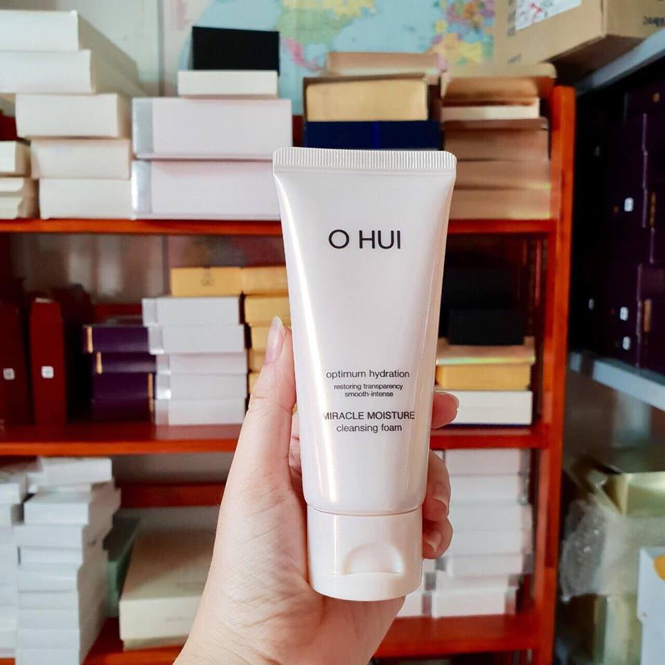 SỮA RỬA MẶT OHUI MOISTURE SIZE 100ML tách