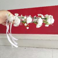 Vòng  hoa đội đầu