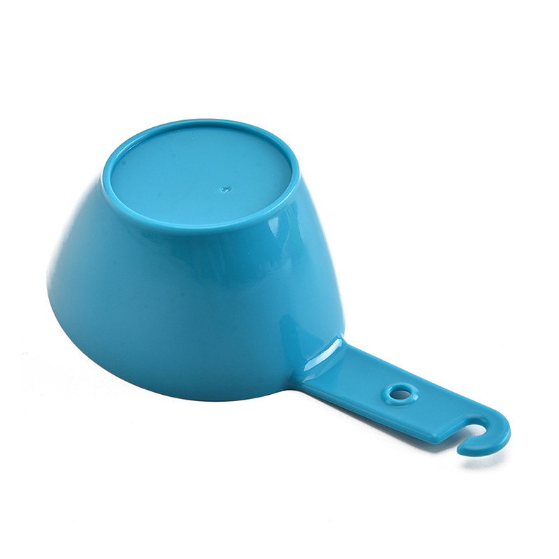 Bộ Thìa Đong Bằng Nhựa Nhiều Màu Sắc Và Kích Thước Tiện Dụng