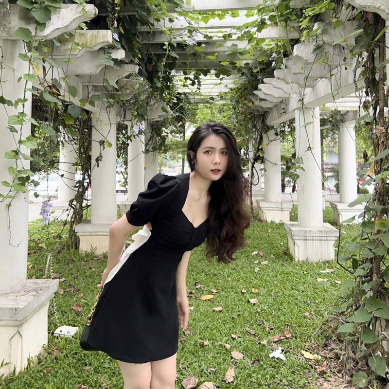 Đầm nơ hở lưng form chữ A có mút hai màu đen, trắng - Giangjoile.Store
