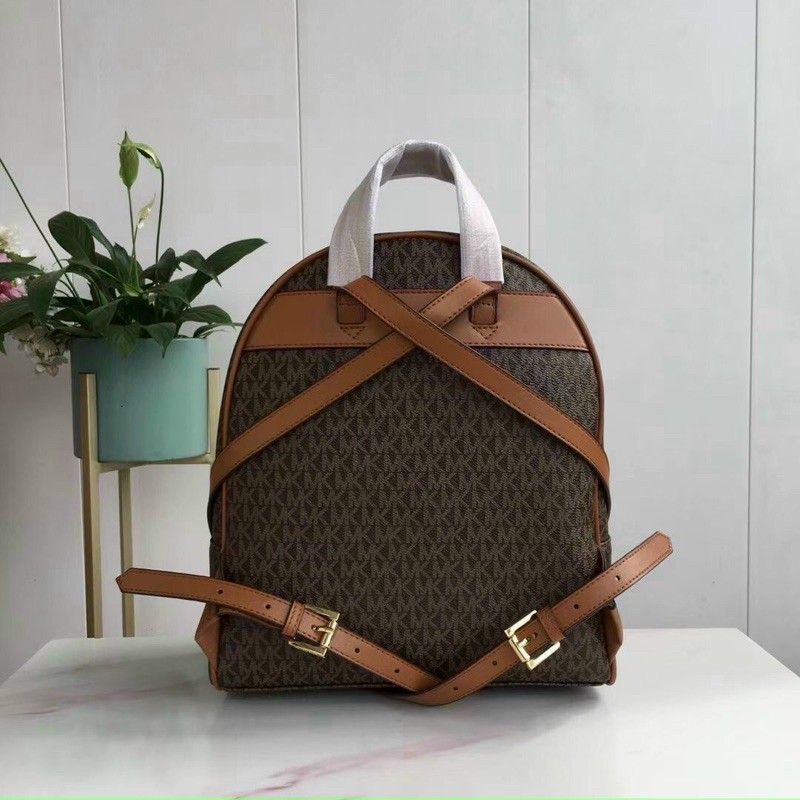 Balo MK Rhea zip dark brown