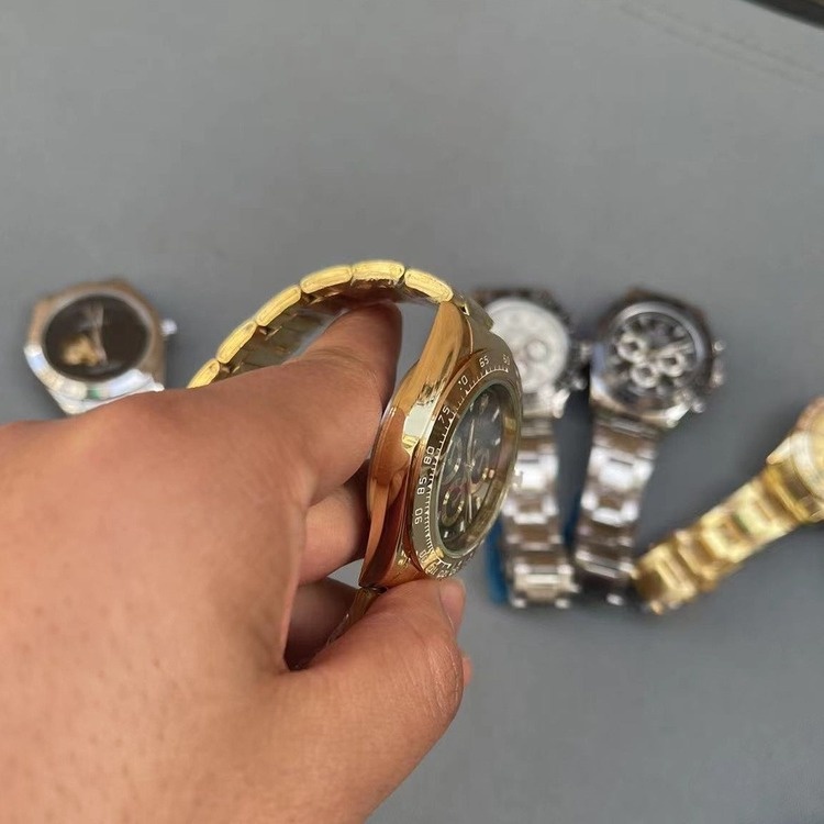 Đồng Hồ Đeo Tay Thép Không Gỉ Mạ Vàng Thời Trang Cho Nam